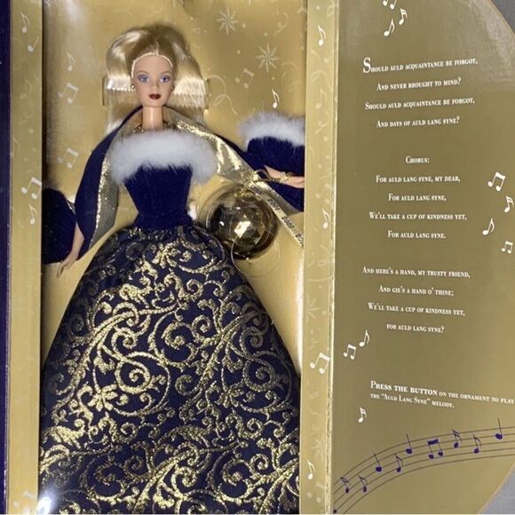 Barbie Other - VINTAGE 2001 BARBIE RING IN THE NEW YEAR NEW IN BOX